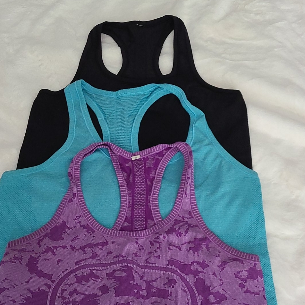 Lululemon tanks